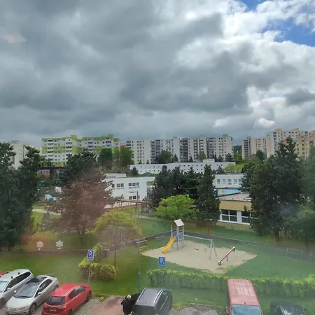 Sukromny Luxusny Apartman Hlohovec Esterno foto