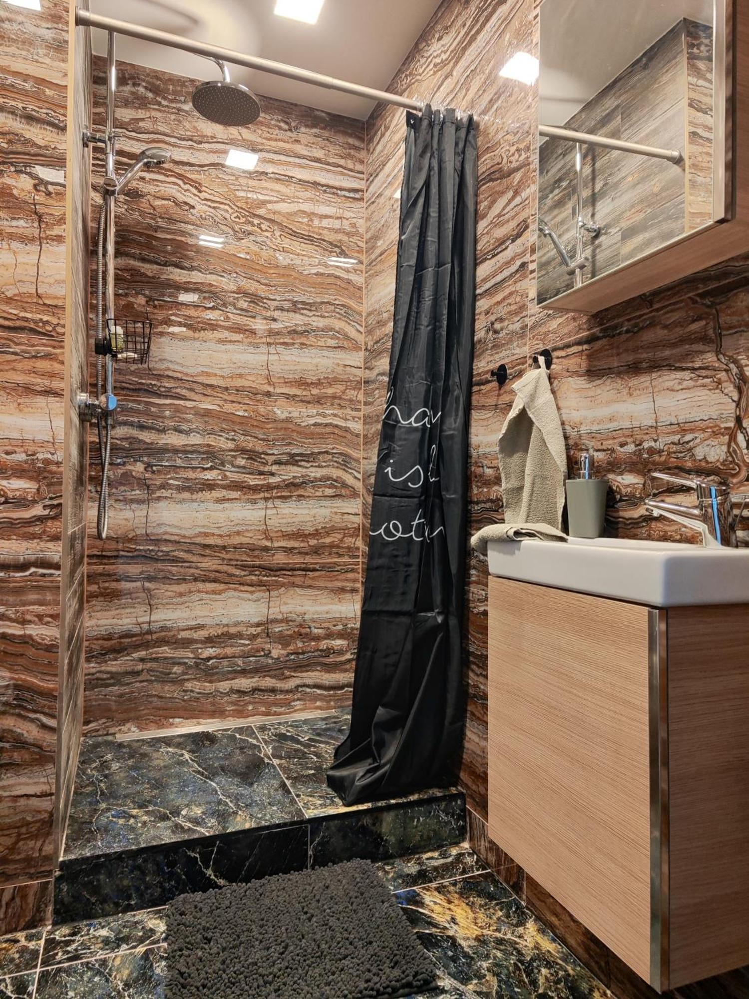 Apartment Sukromny Luxusny Hlohovec